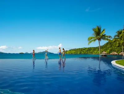 Dreams Playa Bonita Panama pool