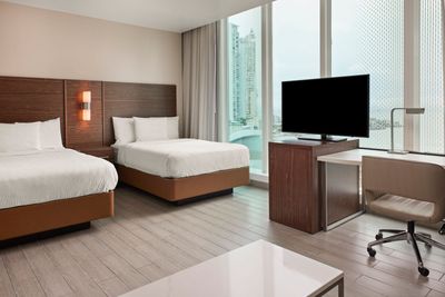 Residence Inn by Marriott guestroom