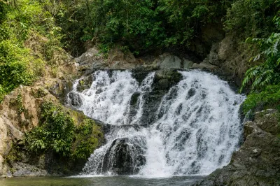 Waterfall stop during the Emberá Village rainforest tour