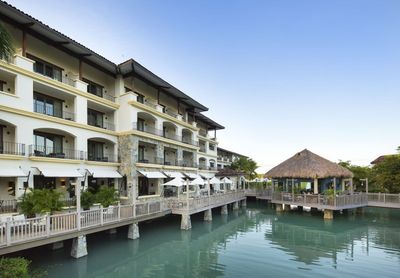 Buenaventura Golf & Beach Resort lobby