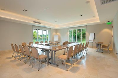Buenaventura Golf & Beach Resort meeting room